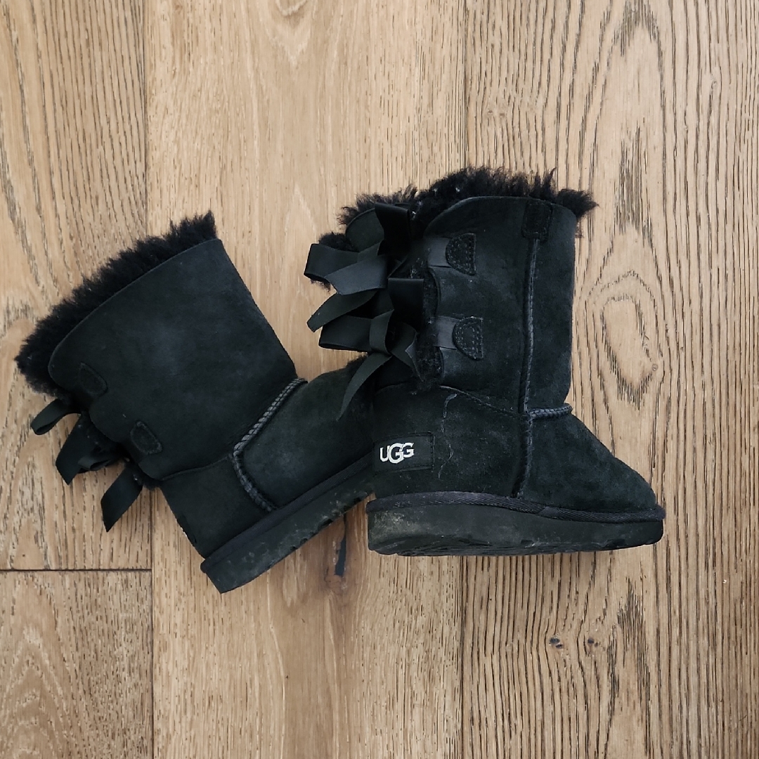 Ugg Black Winter Boots Accessories